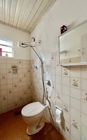 Casa à venda com 120m², 3 quartos e 2 vagas Casa à venda com 120m², 3 quartos e 2 vagasBanheiro