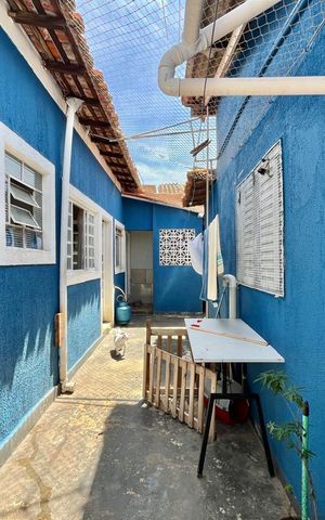 Casa à venda com 120m², 3 quartos e 2 vagas Casa à venda com 120m², 3 quartos e 2 vagasQuintal