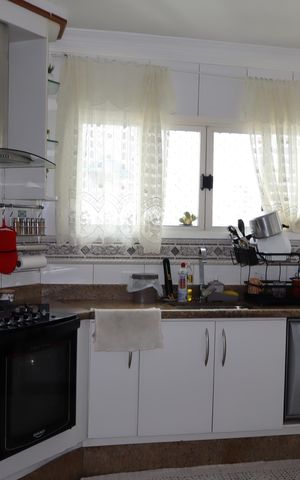 Apartamento à venda com 130m², 3 quartos e 3 vagasCozinha