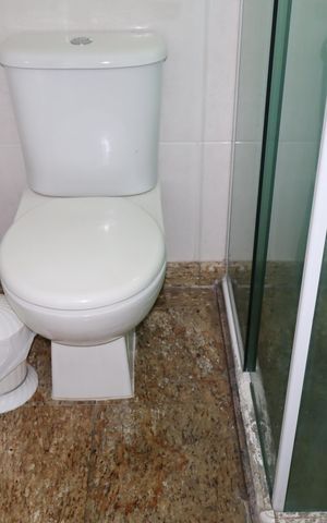 Apartamento à venda com 130m², 3 quartos e 3 vagasBanheiro da Suíte 1