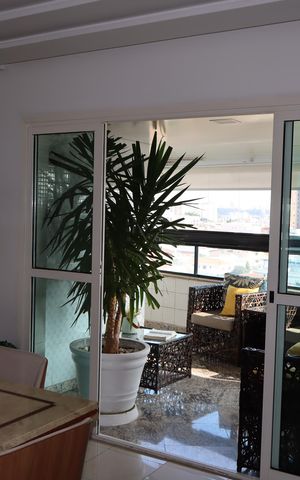 Apartamento à venda com 130m², 3 quartos e 3 vagasSala