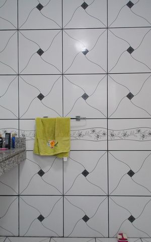 Casa à venda com 132m², 3 quartos e 2 vagasBanheiro