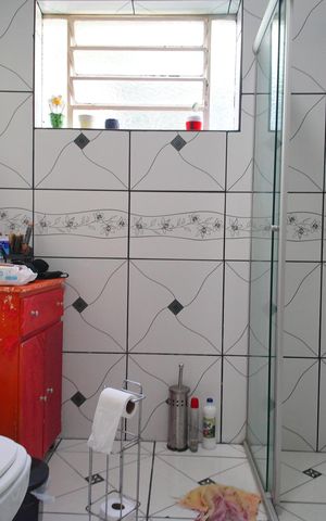Casa à venda com 132m², 3 quartos e 2 vagasBanheiro