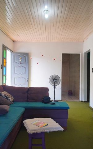 Casa à venda com 132m², 3 quartos e 2 vagasSala