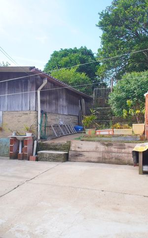 Casa à venda com 132m², 3 quartos e 2 vagasQuintal