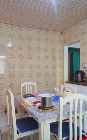 Casa à venda com 132m², 3 quartos e 2 vagasCozinha
