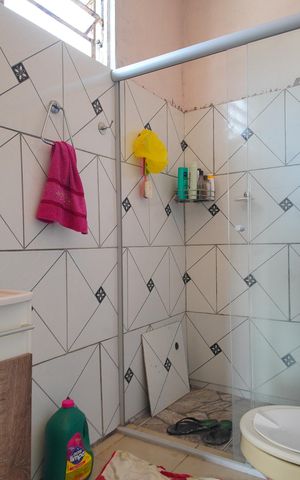Casa à venda com 132m², 3 quartos e 2 vagasBanheiro da Suíte
