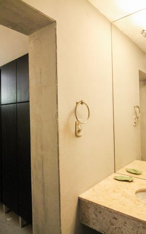 Casa à venda com 450m², 6 quartos e 1 vaga Casa à venda com 450m², 6 quartos e 1 vagaCozinha - Pia