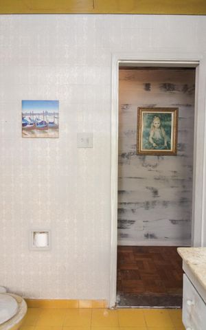 Casa à venda com 450m², 6 quartos e 1 vaga Casa à venda com 450m², 6 quartos e 1 vagaBanheiro Suite