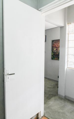 Casa à venda com 450m², 6 quartos e 1 vaga Casa à venda com 450m², 6 quartos e 1 vagaÁrea de Serviço - Banheiro