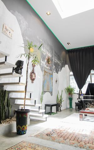 Casa à venda com 450m², 6 quartos e 1 vaga Casa à venda com 450m², 6 quartos e 1 vagaSala