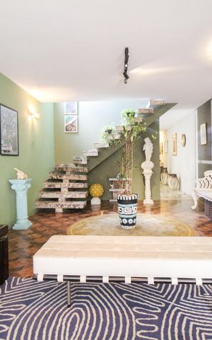 Casa à venda com 450m², 6 quartos e 1 vaga Casa à venda com 450m², 6 quartos e 1 vagaSala 2