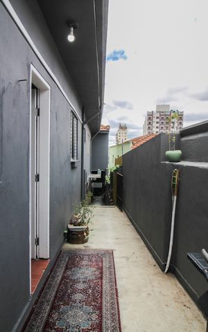 Casa à venda com 450m², 6 quartos e 1 vaga Casa à venda com 450m², 6 quartos e 1 vagaÁrea de Serviço