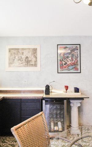 Casa à venda com 450m², 6 quartos e 1 vaga Casa à venda com 450m², 6 quartos e 1 vagaCozinha