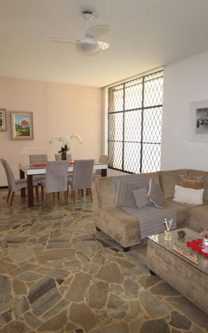 Casa à venda com 900m², 4 quartos e 7 vagasSala 3