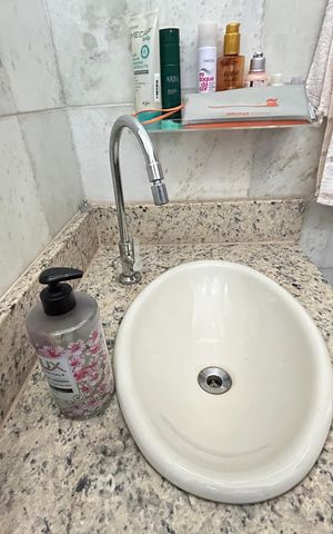 Casa à venda com 900m², 4 quartos e 7 vagasSuíte 2