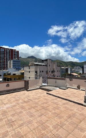 Casa à venda com 900m², 4 quartos e 7 vagasTerraço 2