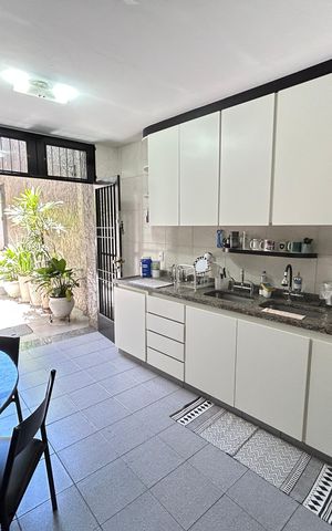 Casa à venda com 900m², 4 quartos e 7 vagasCozinha 1