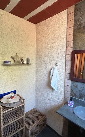 Casa à venda com 900m², 4 quartos e 7 vagasBanheiro Social 1