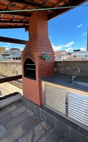 Casa à venda com 900m², 4 quartos e 7 vagasChurrasqueira