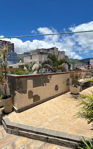 Casa à venda com 900m², 4 quartos e 7 vagasTerraço 1