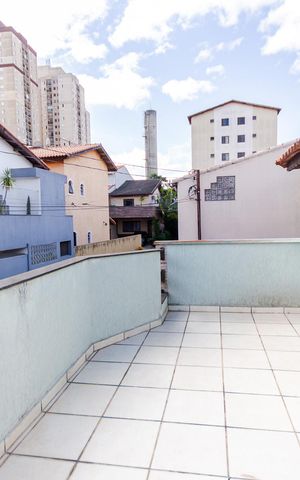 Casa de condomínio à venda com 120m², 2 quartos e 2 vagas Casa de condomínio à venda com 120m², 2 quartos e 2 vagasVaranda