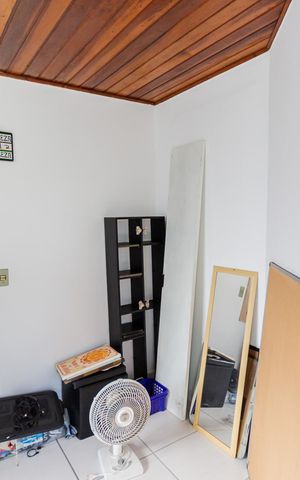 Casa de condomínio à venda com 120m², 2 quartos e 2 vagas Casa de condomínio à venda com 120m², 2 quartos e 2 vagasCloset