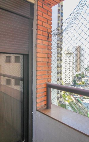 Apartamento à venda com 125m², 3 quartos e 3 vagasQuarto 3 - Varanda