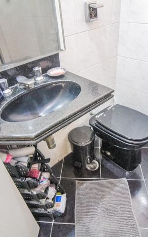 Apartamento à venda com 125m², 3 quartos e 3 vagasBanheiro 2 