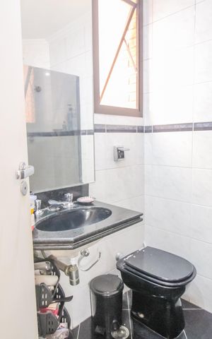 Apartamento à venda com 125m², 3 quartos e 3 vagasBanheiro 2 