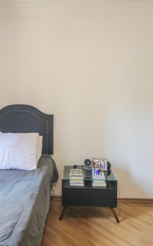 Apartamento à venda com 125m², 3 quartos e 3 vagasQuarto 2