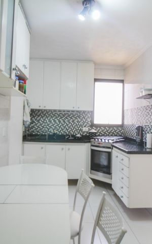 Apartamento à venda com 125m², 3 quartos e 3 vagasCozinha