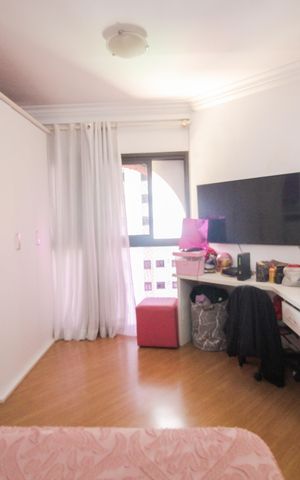 Apartamento à venda com 125m², 3 quartos e 3 vagasQuarto 1