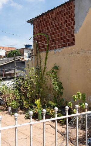 Casa à venda com 110m², 3 quartos e 4 vagas Casa à venda com 110m², 3 quartos e 4 vagasÁrea externa