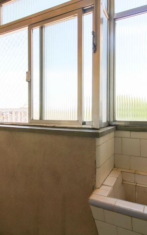 Apartamento à venda com 94m², 1 quarto e sem vagaÁrea de Serviço