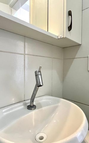 Apartamento à venda com 50m², 2 quartos e 1 vaga Apartamento à venda com 50m², 2 quartos e 1 vagaBanheiro