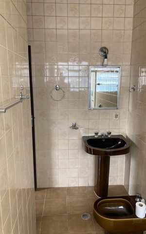 Casa à venda com 140m², 4 quartos e 4 vagas
