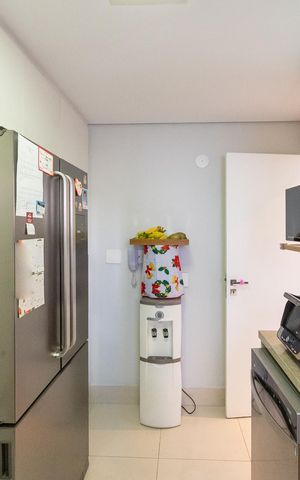Apartamento à venda com 107m², 3 quartos e 2 vagas Apartamento à venda com 107m², 3 quartos e 2 vagasCozinha