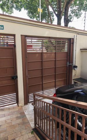 Casa à venda com 52m², 2 quartos e sem vaga Casa à venda com 52m², 2 quartos e sem vagaÁrea Externa