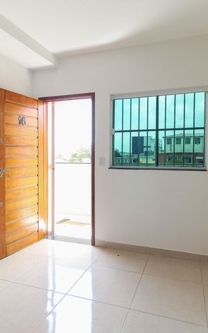 Casa à venda com 52m², 2 quartos e sem vaga Casa à venda com 52m², 2 quartos e sem vagaSala