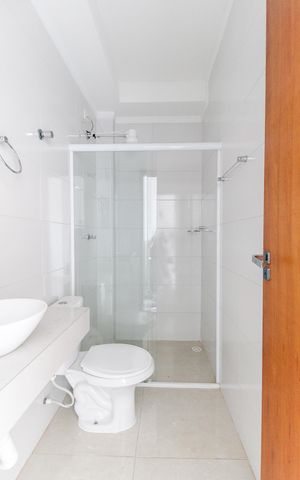 Casa à venda com 52m², 2 quartos e sem vaga Casa à venda com 52m², 2 quartos e sem vagaBanheiro