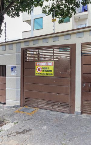 Casa à venda com 52m², 2 quartos e sem vaga Casa à venda com 52m², 2 quartos e sem vagaFachada
