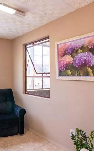 Casa para alugar com 275m², 13 quartos e 2 vagas