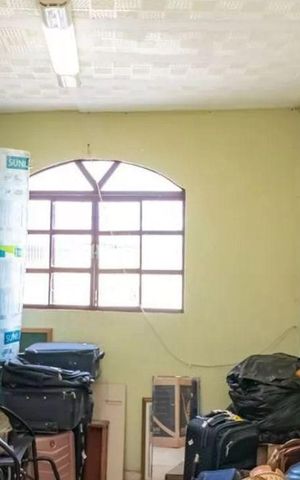 Casa para alugar com 275m², 13 quartos e 2 vagas