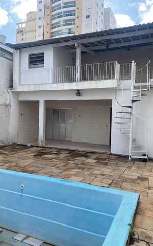 Casa à venda com 315m², 3 quartos e 4 vagas
