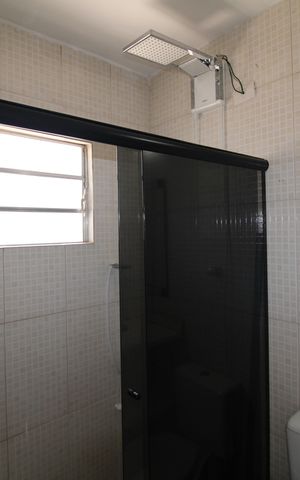 Casa à venda com 108m², 2 quartos e sem vagaQuarto 2 - Banheiro