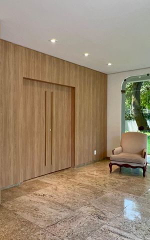 Apartamento à venda com 185m², 3 quartos e 3 vagas Apartamento à venda com 185m², 3 quartos e 3 vagasHall social
