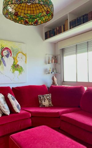 Apartamento à venda com 185m², 3 quartos e 3 vagas Apartamento à venda com 185m², 3 quartos e 3 vagasSala de TV