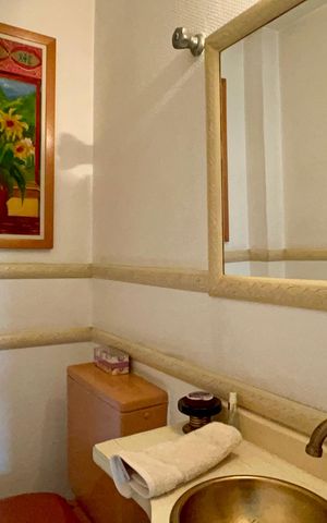 Apartamento à venda com 185m², 3 quartos e 3 vagas Apartamento à venda com 185m², 3 quartos e 3 vagasLavabo