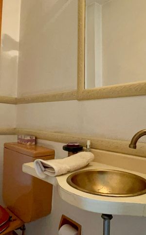 Apartamento à venda com 185m², 3 quartos e 3 vagas Apartamento à venda com 185m², 3 quartos e 3 vagasLavabo